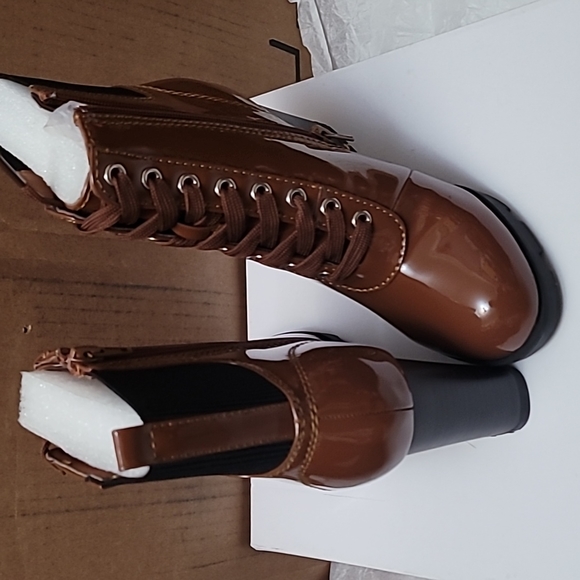 COPY - 6M Cognac Zip Up Chunky heel boots 3 1/2" heel - Picture 4 of 6